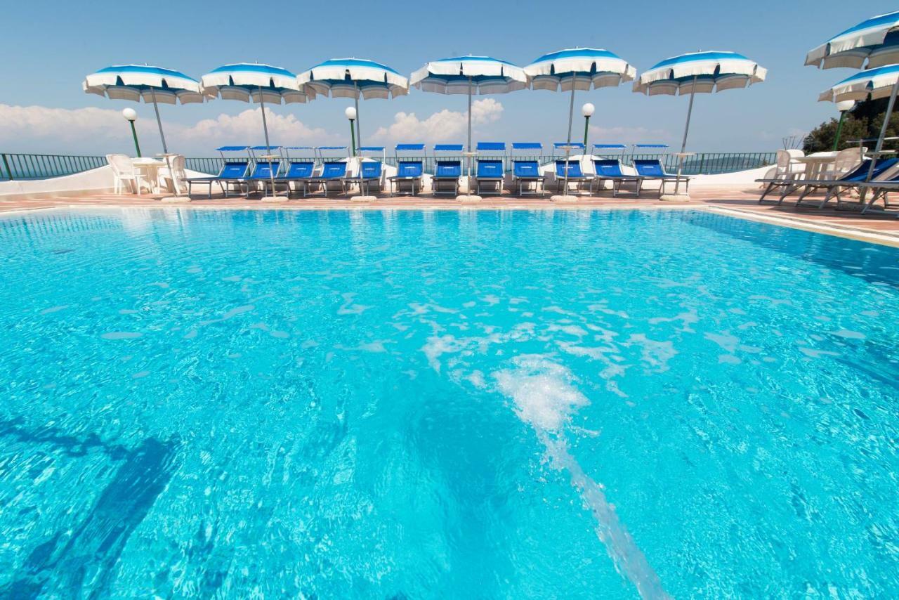 Hotel Bagnitiello Casamicciola Terme Eksteriør billede