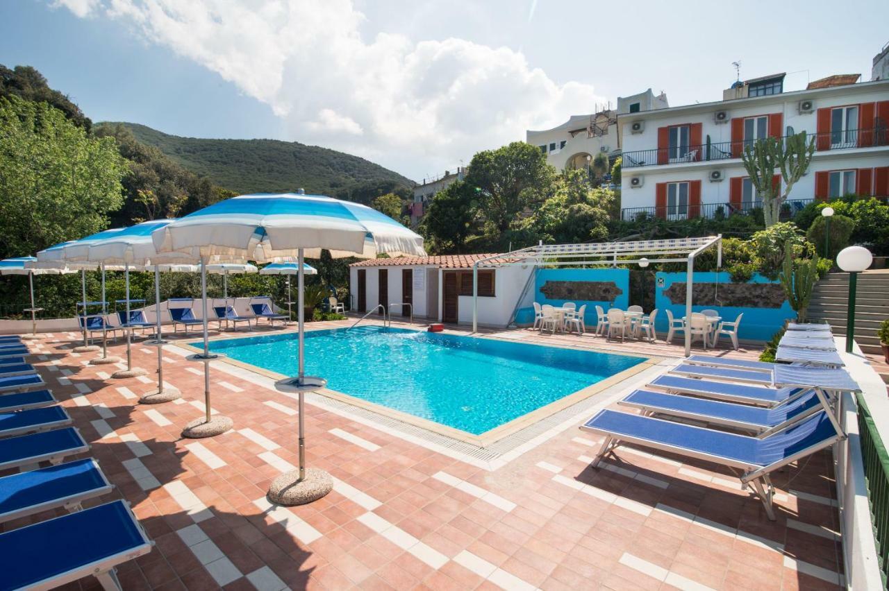 Hotel Bagnitiello Casamicciola Terme Eksteriør billede